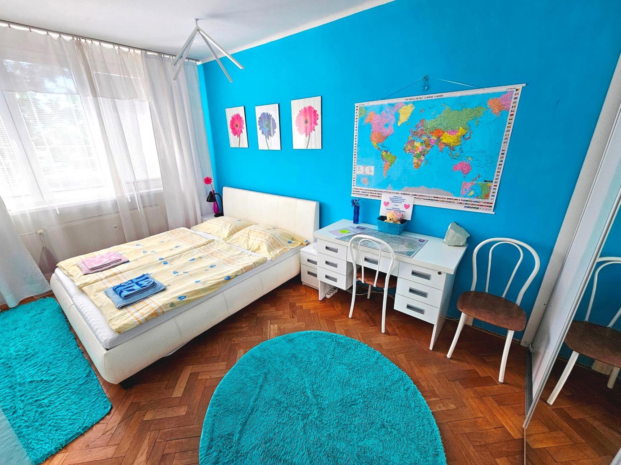 Cozy Blue Apartment Presov Exterior photo